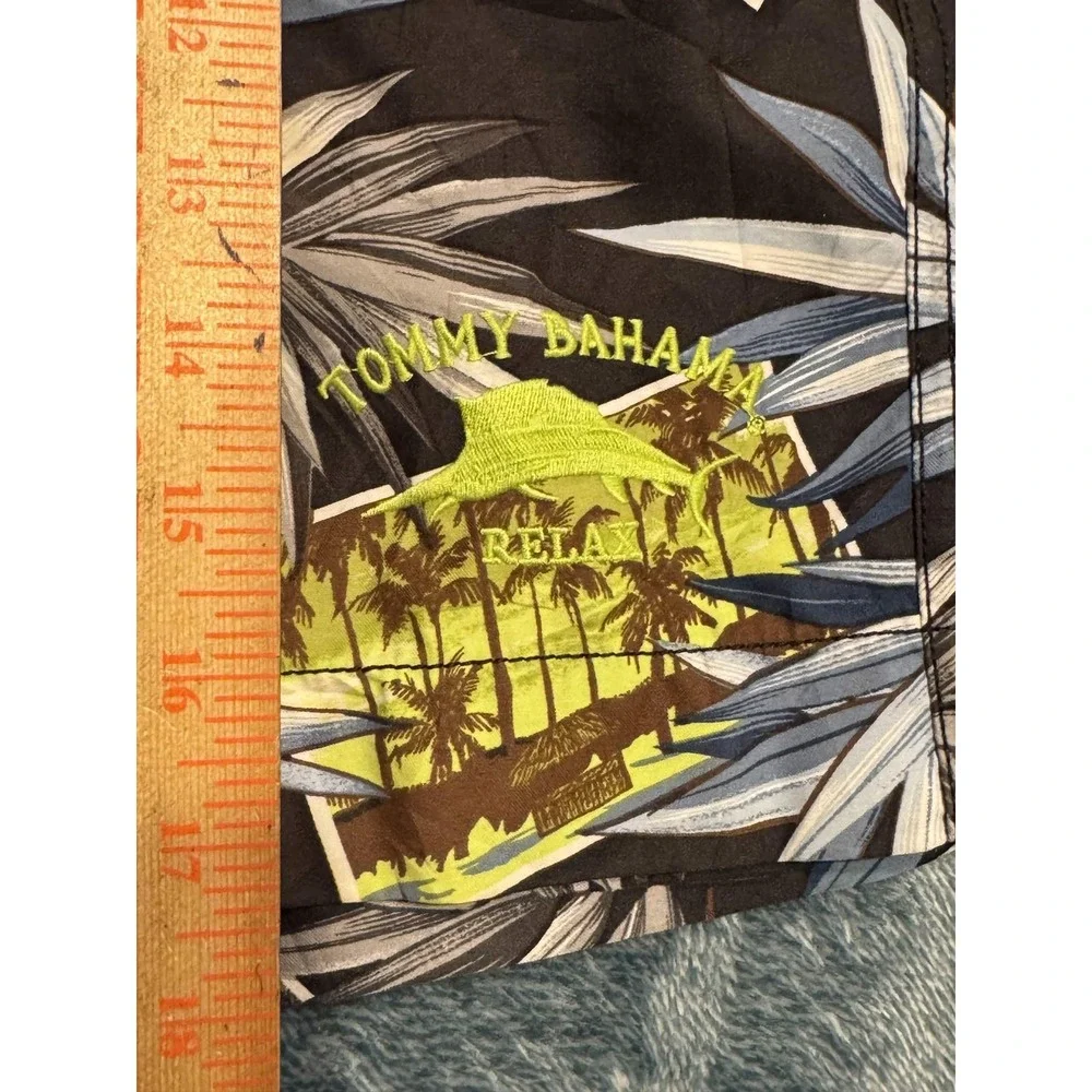 Tommy Bahama Tropical Hawaiian Print Swim Trunks Large Men Black Hula Marlin